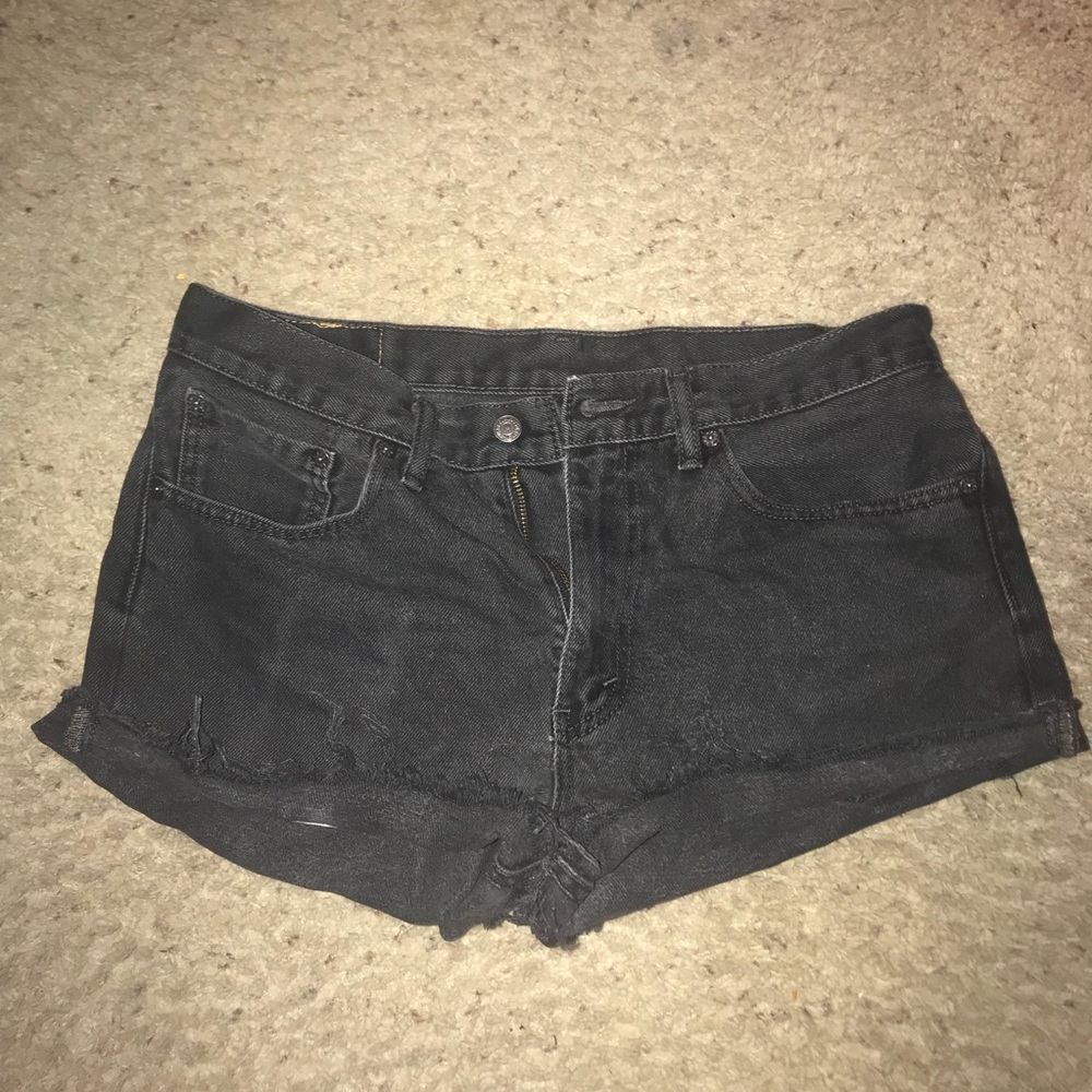 Vintage Levi distress jean shorts
